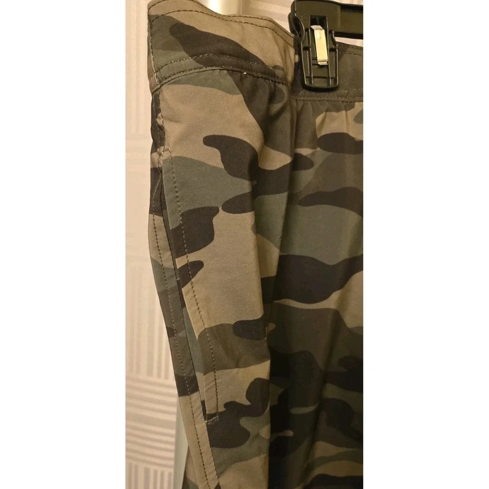Brand New Trinity Coast‎ 2XL Green Camo Swim Trunks UPF 50 Quick Dry Mesh Liner